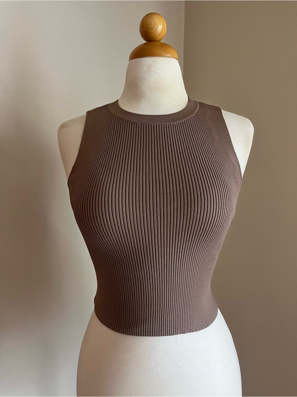 Brown ribbed tank tops